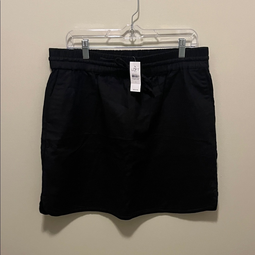 LOFT Women's Elegant Black Mini Skirt